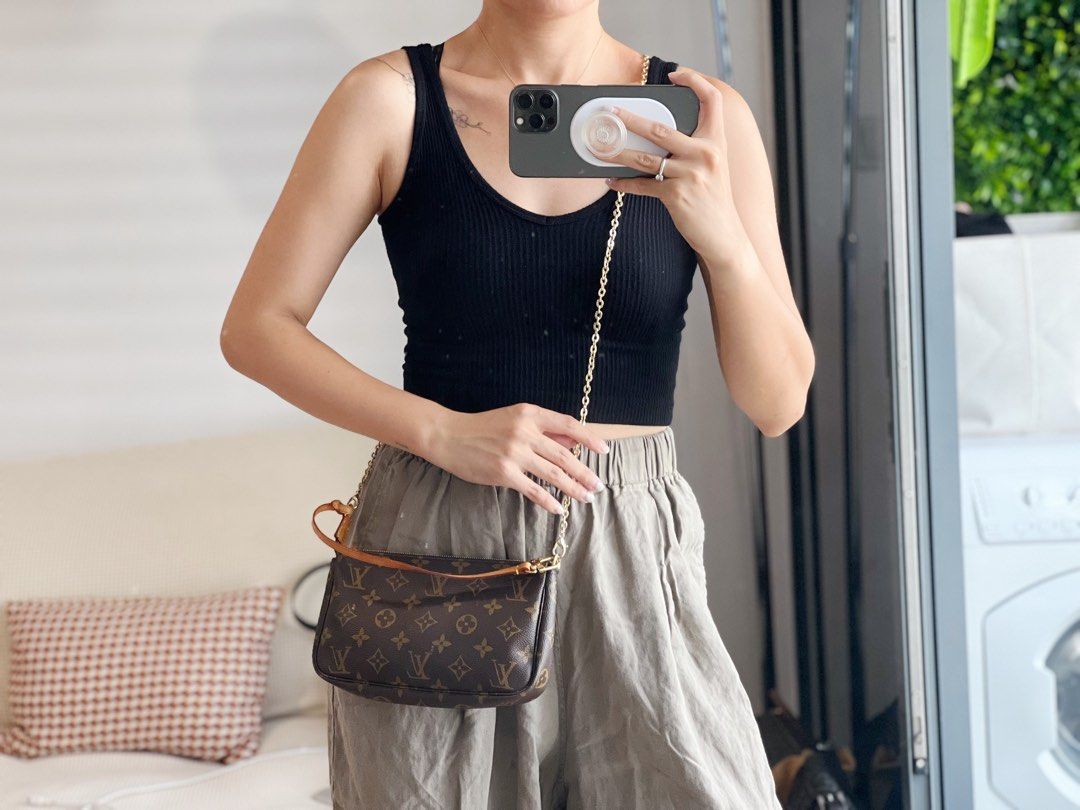 Pochette accessoires crossbody top