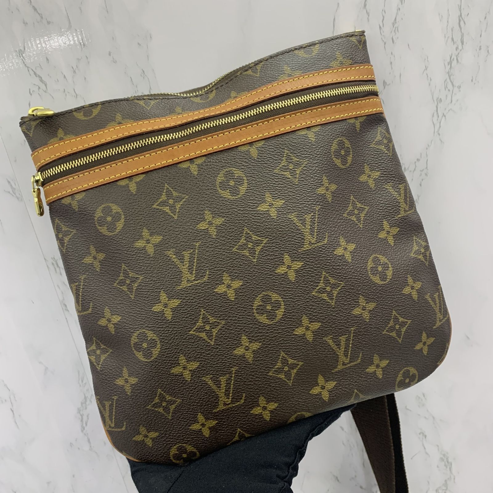 LOUIS VUITTON LV Monogram Canvas Pochette Borphore Messenger Bag M40044