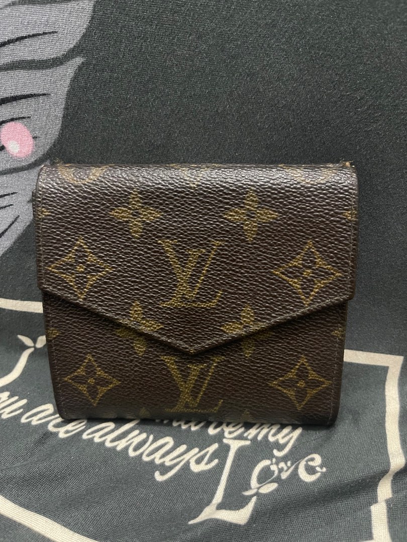 Louis Vuitton Vintage Taiga Leather Square Compact Bifold Wallet