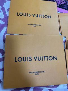 17x17x7cm Genuine Louis Vuitton LV Full Set Box Dust bag/Ribbon/Carrier bag/card