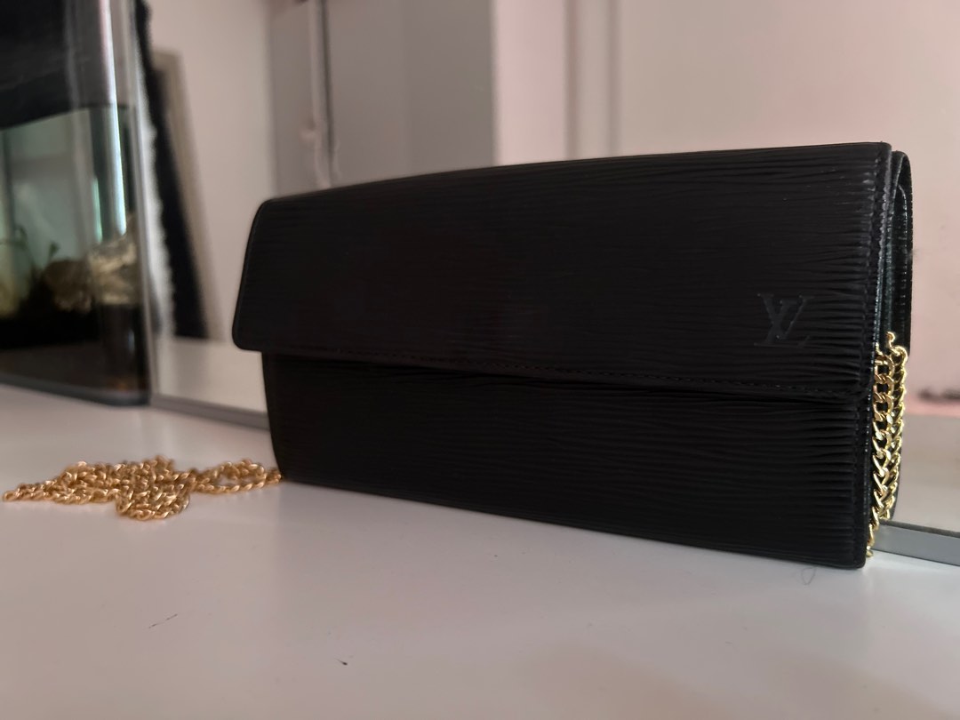 Louis Vuitton Trunk Chain Wallet Epi Leather at 1stDibs