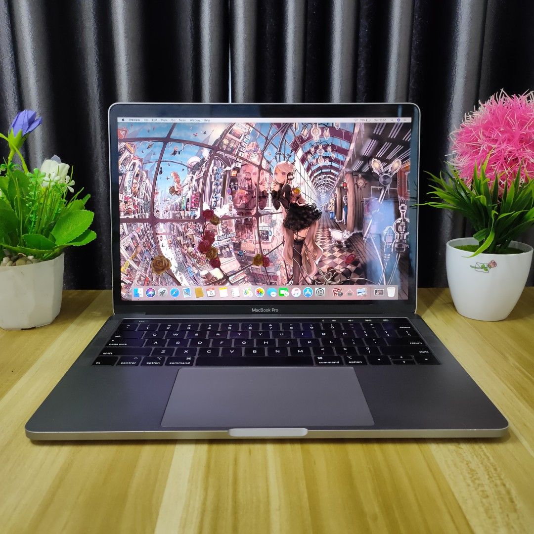 Macbook Pro 2019 13in i5 Ram 8/128 Mulus, Elektronik, Komputer 