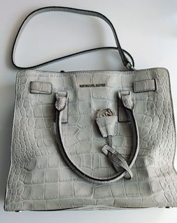 (Kategori: ) berada di . Dikirim oleh jackdeep88 (ID iklan 1241798847, Gambar 1). Deskripsi: .
