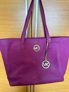 ✨ ORIGINAL Michael Kors Tote Bag - 2020, Women's Fashion, Bags & Wallets,  Purses & Pouches on Carousell