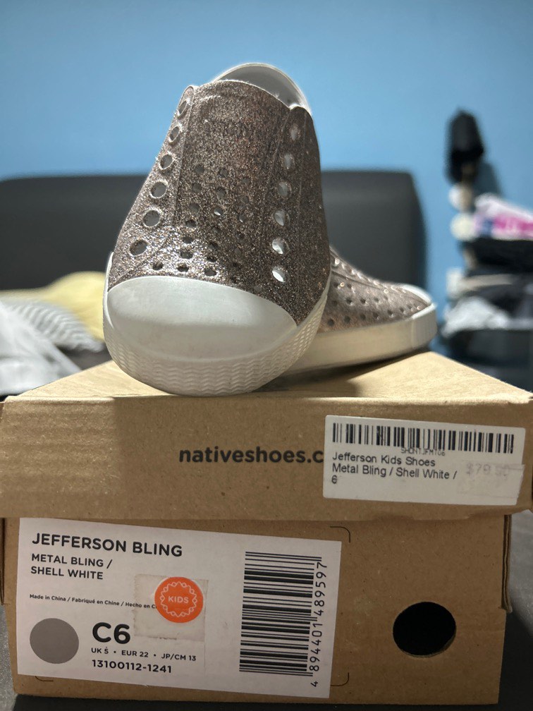 Native shoes in metal bling Eur22