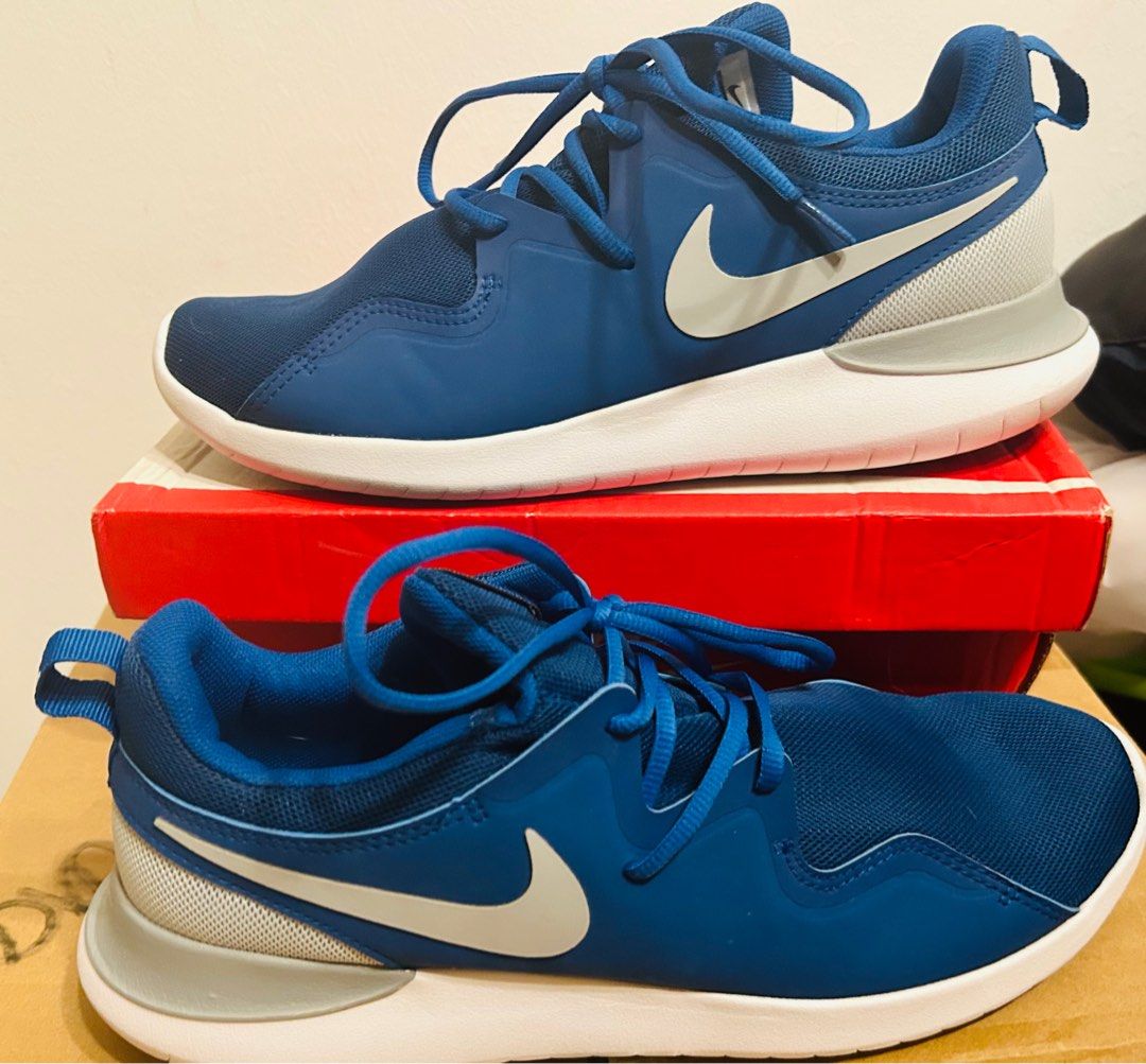 Nike sales tessen blue