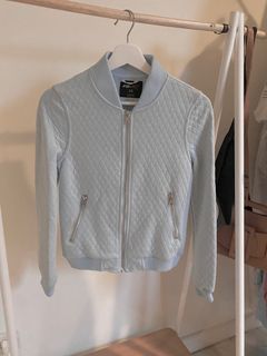 (Kategori: ) berada di . Dikirim oleh shopel30 (ID iklan 1241931217, Gambar 1). Deskripsi: .