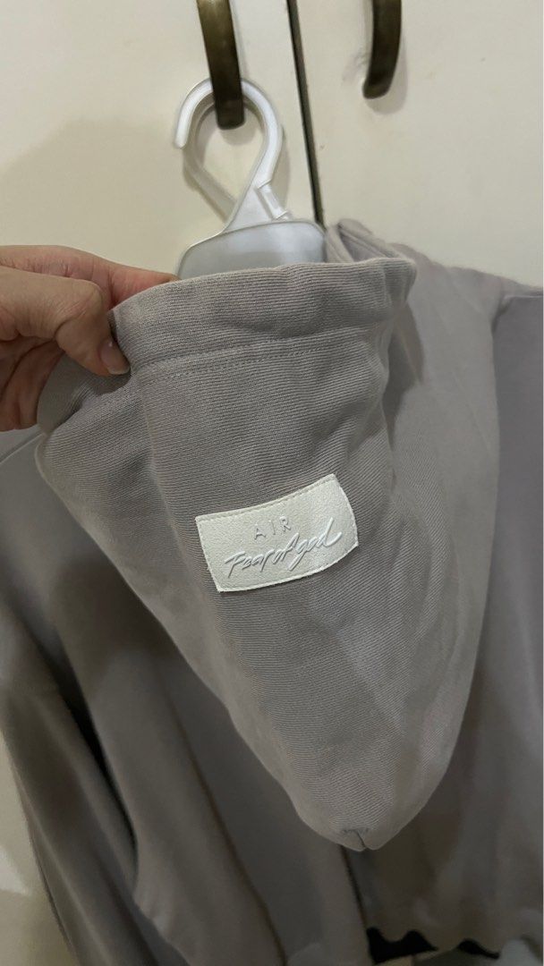 Nike Air Fear of God FOG double hoodie size small fits oversized (Category: Coats, Jackets and Outerwear) located in Bulacan. Submitted by __randomthings (Listing ID 1241760396, Image 3). Description: No additional photos will be provided No measurements will be provided Please search for size guide online thank you Minor flaws seen in photo.