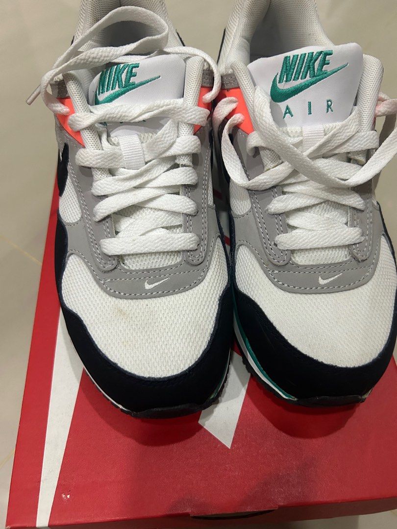 tenis nike air max correlate