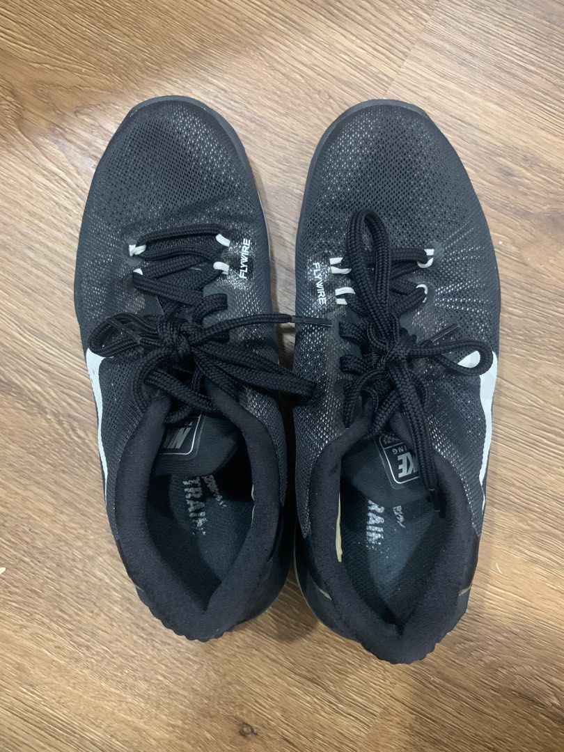 Nike flywire 2025 womens shoes