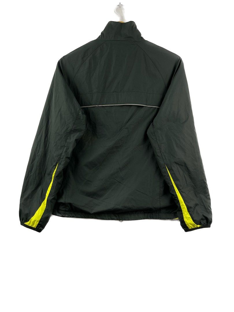 NIKE WINDBREAKER YELLOW, Men's Fashion, Activewear on Carousell