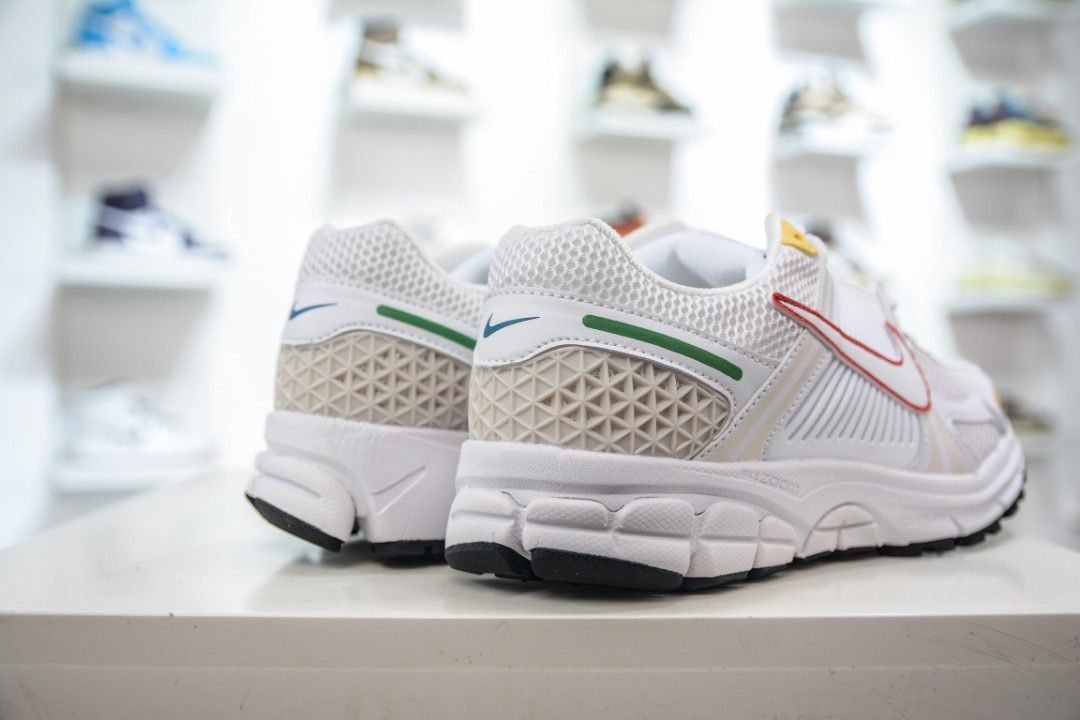 Primary outlet color nikes