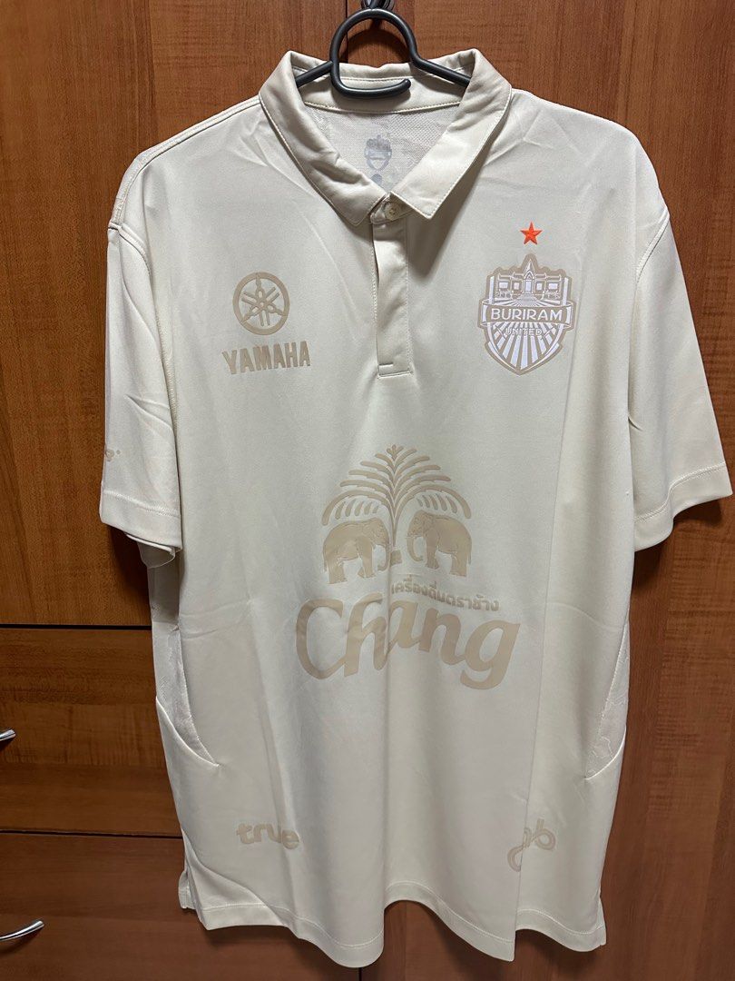 Buriram United 20/21 home kit jersey size L, Men's Fashion, Tops & Sets,  Formal Shirts on Carousell