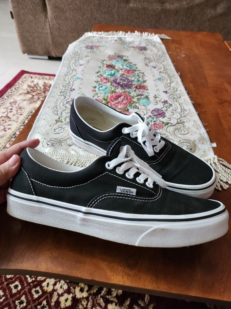Vans era outlet black white original