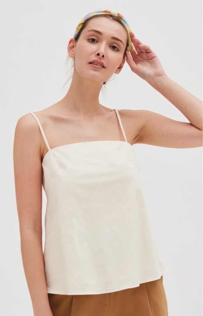 Our Second Nature Cotton Cami Top (Category: Sleeveless) located in Makati City. Submitted by serialdeclutterer (Listing ID 1241801395, Image 2). Description: Bought for P2,500.