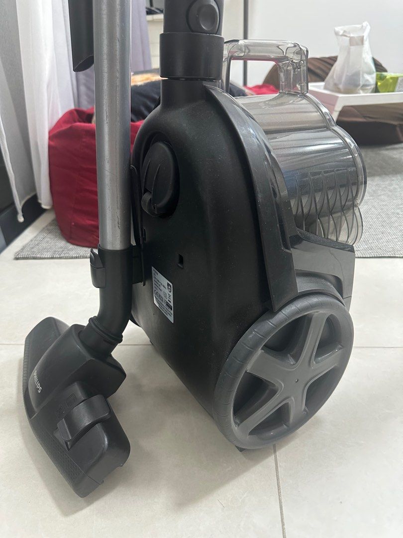 Philips Power Pro Compact 1800w vacuum, TV & Home Appliances, Vacuum ...