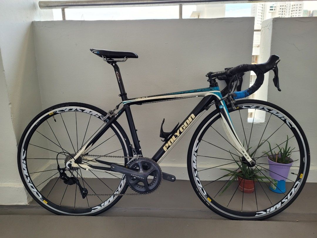 Polygon Helios 300 road bike