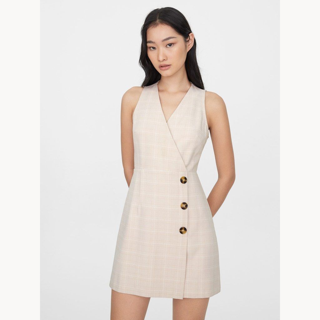 Pomelo pink plaid dress (Category: Dresses) located in Manila. Submitted by eslireque (Listing ID 1241902580, Image 1). Description: BIG SALE!!! LIKE NEW GUARANTEED GENUINE OR GET YOUR MONEY BACK For only: 800 Price online: PHP 1,560 Contact/viber:09171640817 Condition: 8/10 OPEN FOR MEETUPS OR SAME DAY DELIVERY actual photos shown .