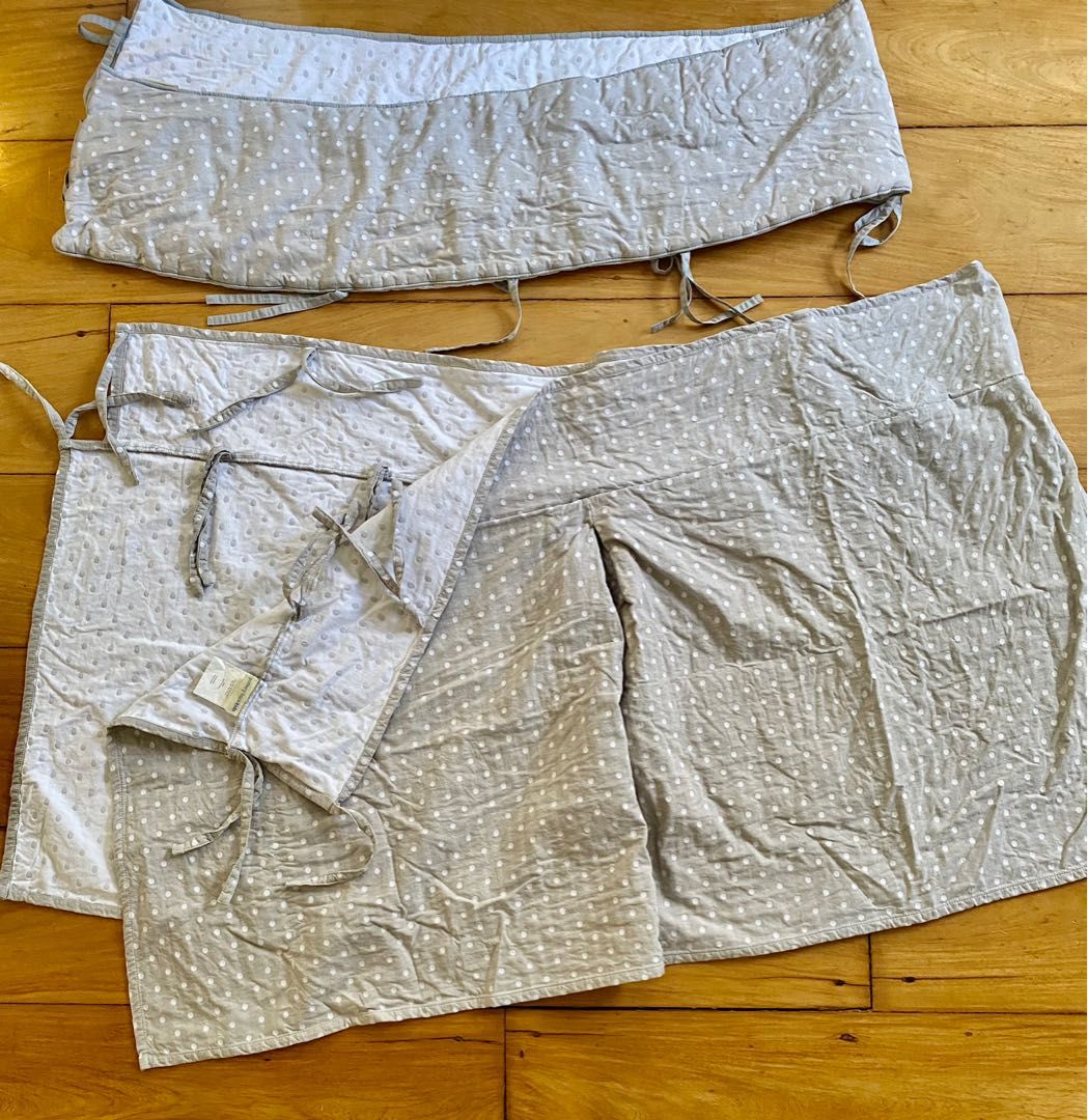Pottery barn bassinet sales skirt