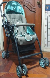 Pre-loved Aprica Karoon Lightweight Stroller