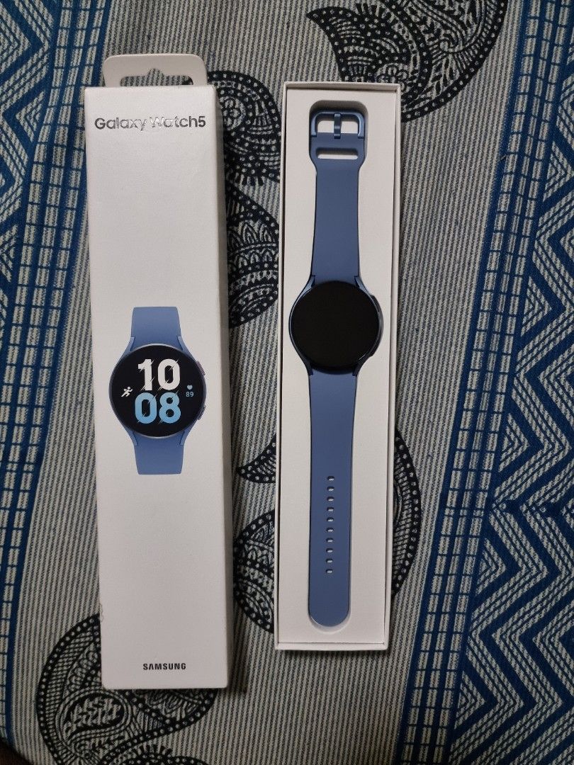Galaxy wearable hotsell watch bands
