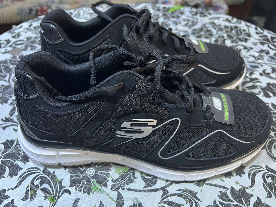 SKECHERS flashpoint black rubber shoes running authentic