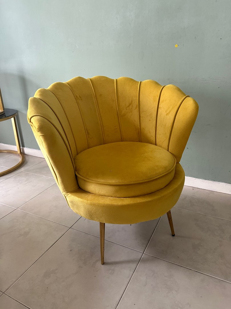Sofa Kerang, Furniture & Home Living, Furniture, Sofas on Carousell