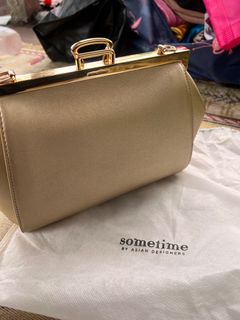 (Category: ) located in . Submitted by _sissywardrobe (Listing ID 1241772702, Image 1). Description: .