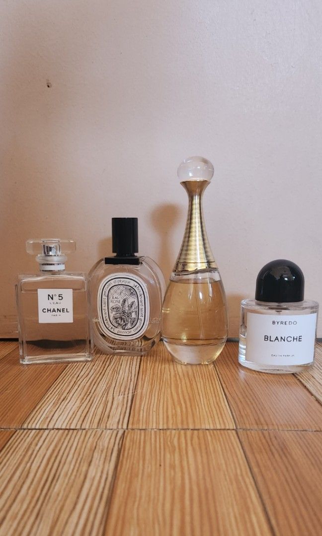 Best Perfume Testers  Bleu de Chanel Eau de Parfum by Chanel is a Woody  Aromatic fragrance for men Top notes are Grapefruit Lemon Mint Pink  Pepper Bergamot Aldehydes and Coriander middle