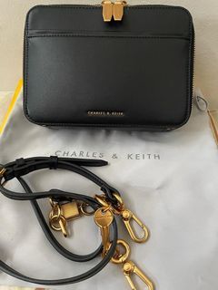 tas charles &keith (ori counter) masih ada struck pembelian