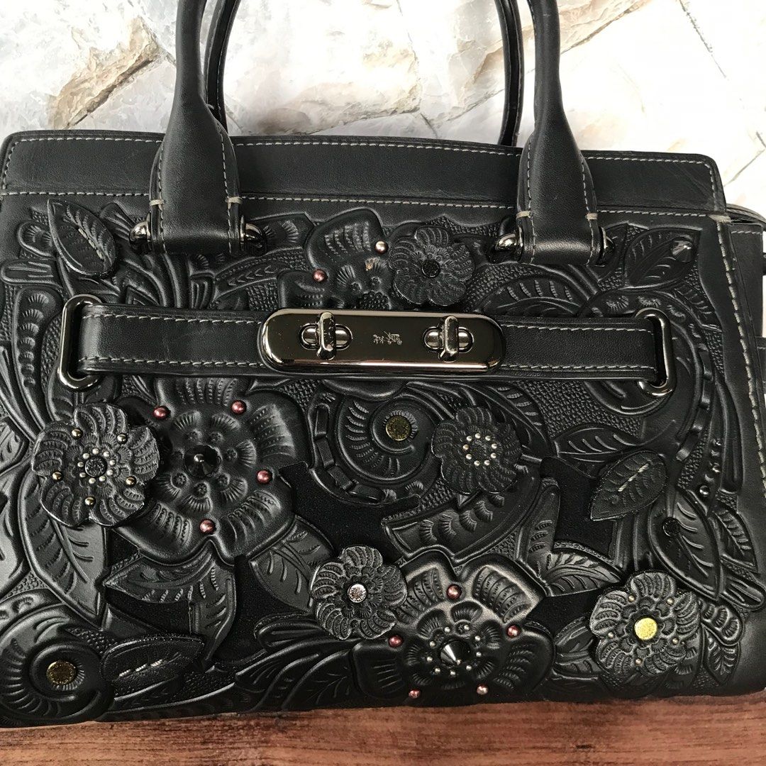 Coach swagger tea 2025 rose