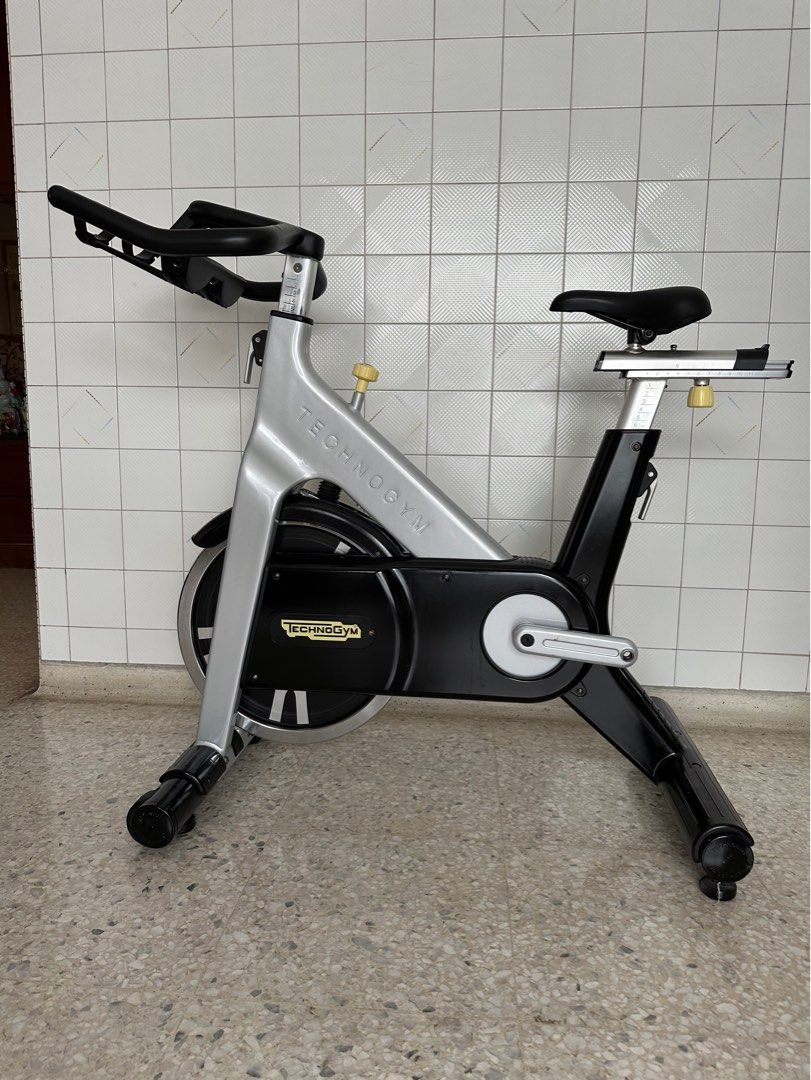 technogym spin bike console
