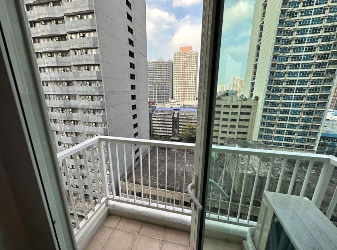 THE GRAND MIDORI MAKATI on Carousell