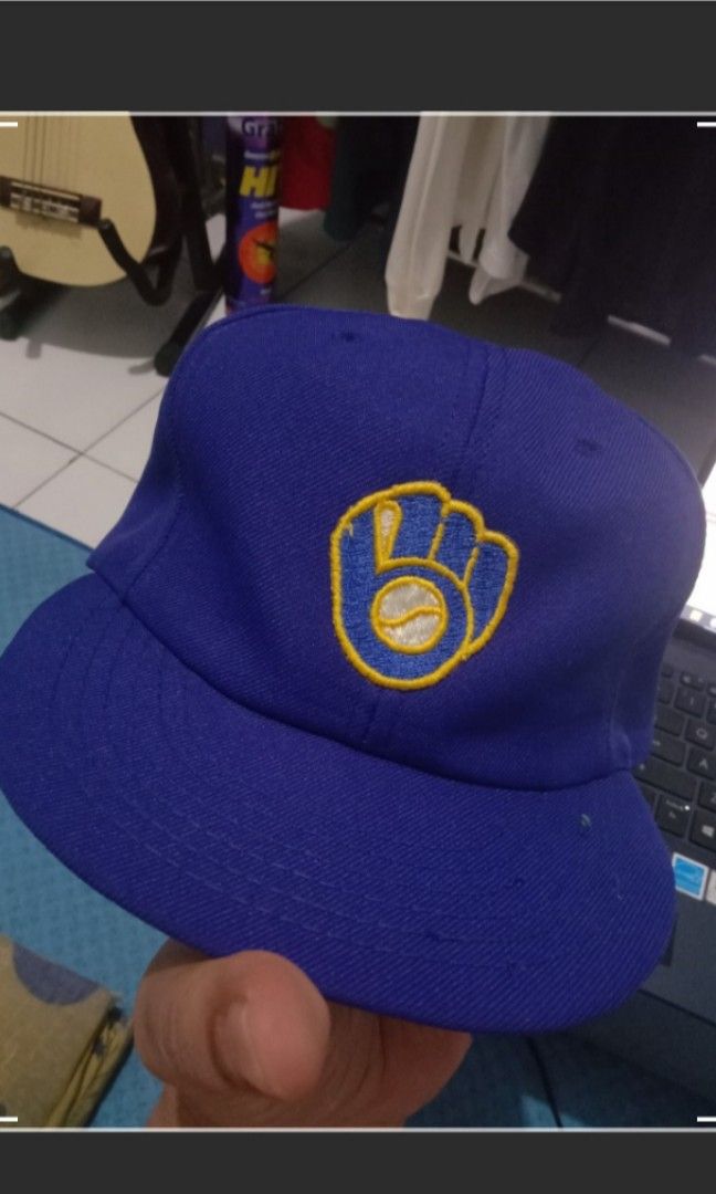 90's Milwaukee Brewers ANNCO Plain Logo MLB Snapback Hat – Rare VNTG
