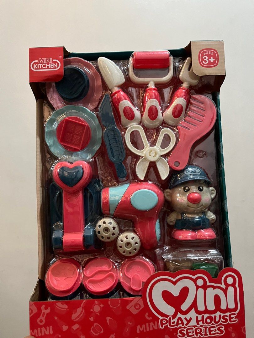 Toy Kingdom Pasabuy (Category: Kids Toys) located in Quezon City. Submitted by nanaydeclutter (Listing ID 1241875843, Image 2). Description: 170 all in Before: 399.
