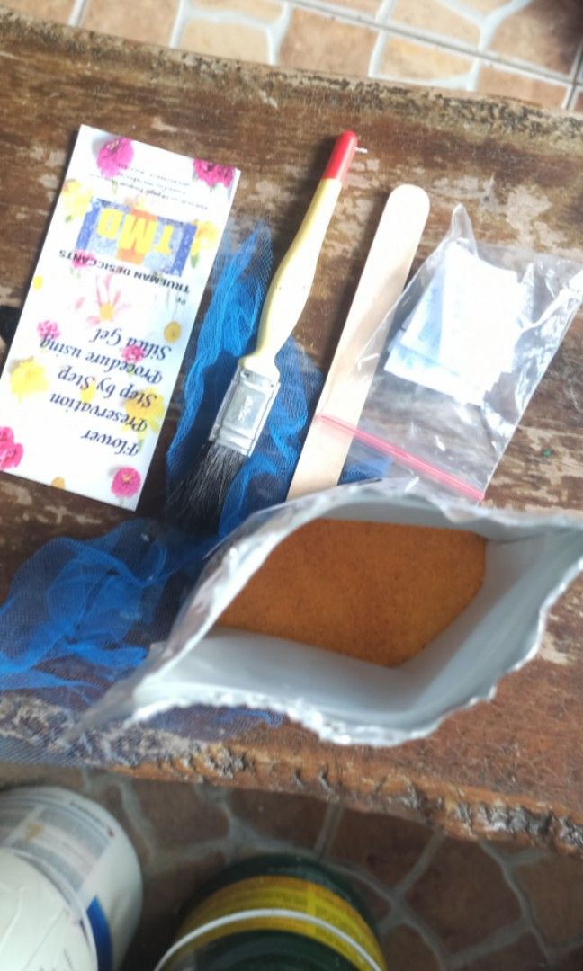 Trueman Desiccants Flower Preservation, Hobbies & Toys, Stationary