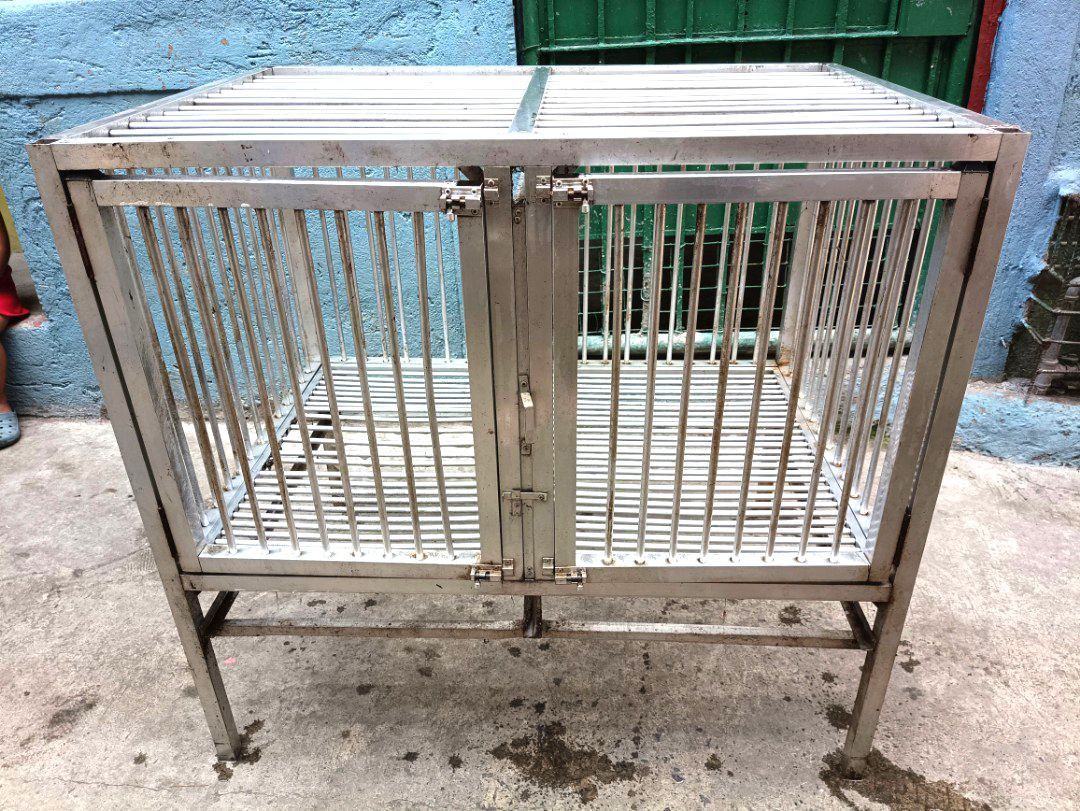 Use Aluminum Cage Large bayanihan St.Caloocan cIty. NEGOTIABLE, Pet