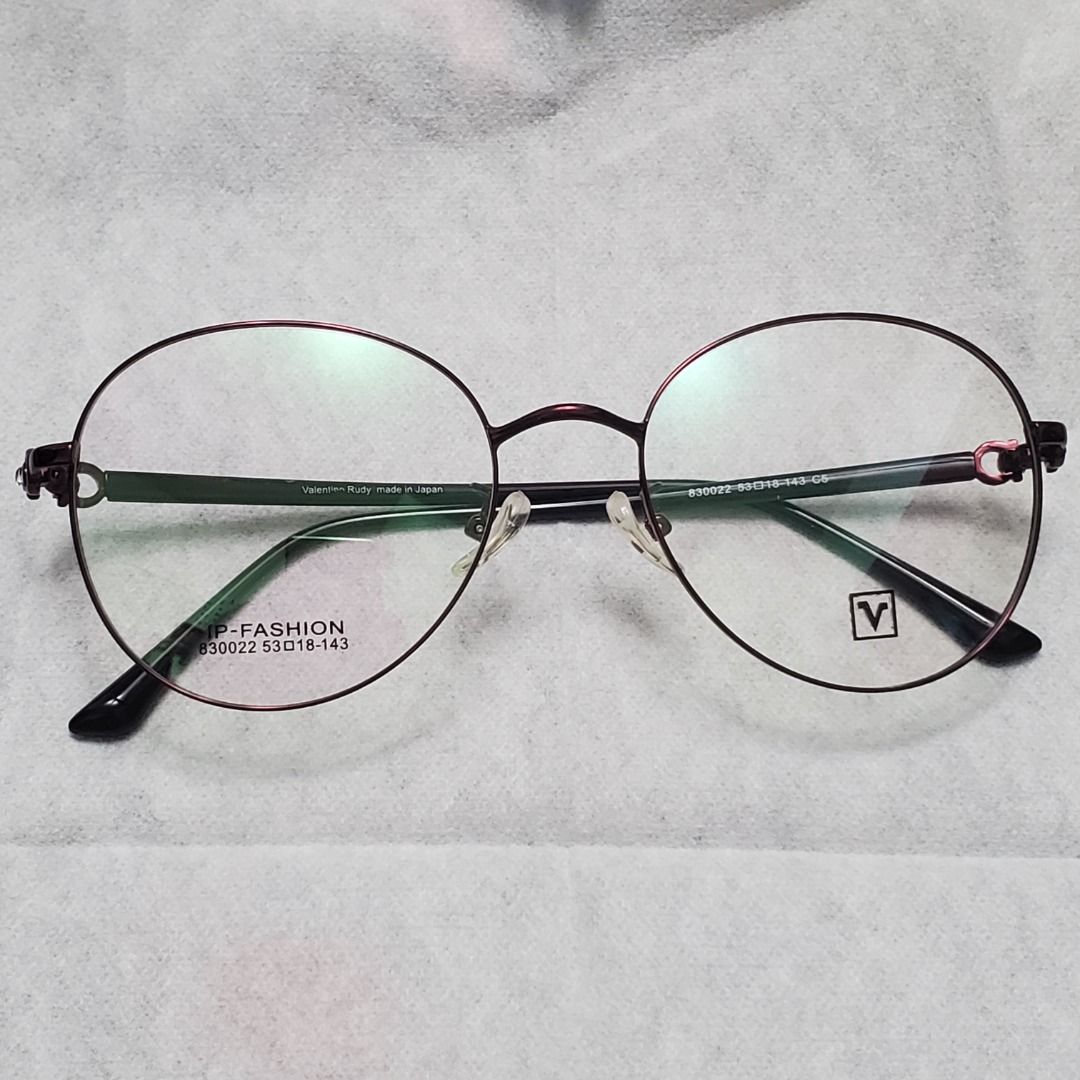 Valentino Rudy 眼鏡框眼鏡架, 女裝, 手錶及配件, 眼鏡- Carousell