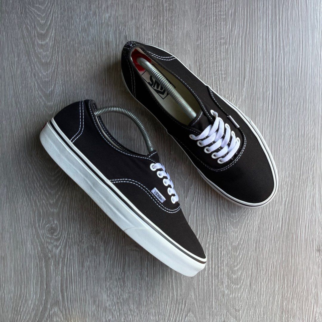 Gambar vans original store