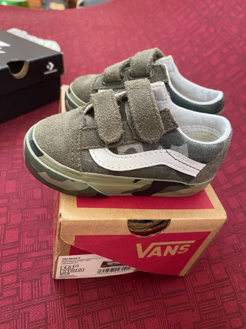 Baby camo shop vans