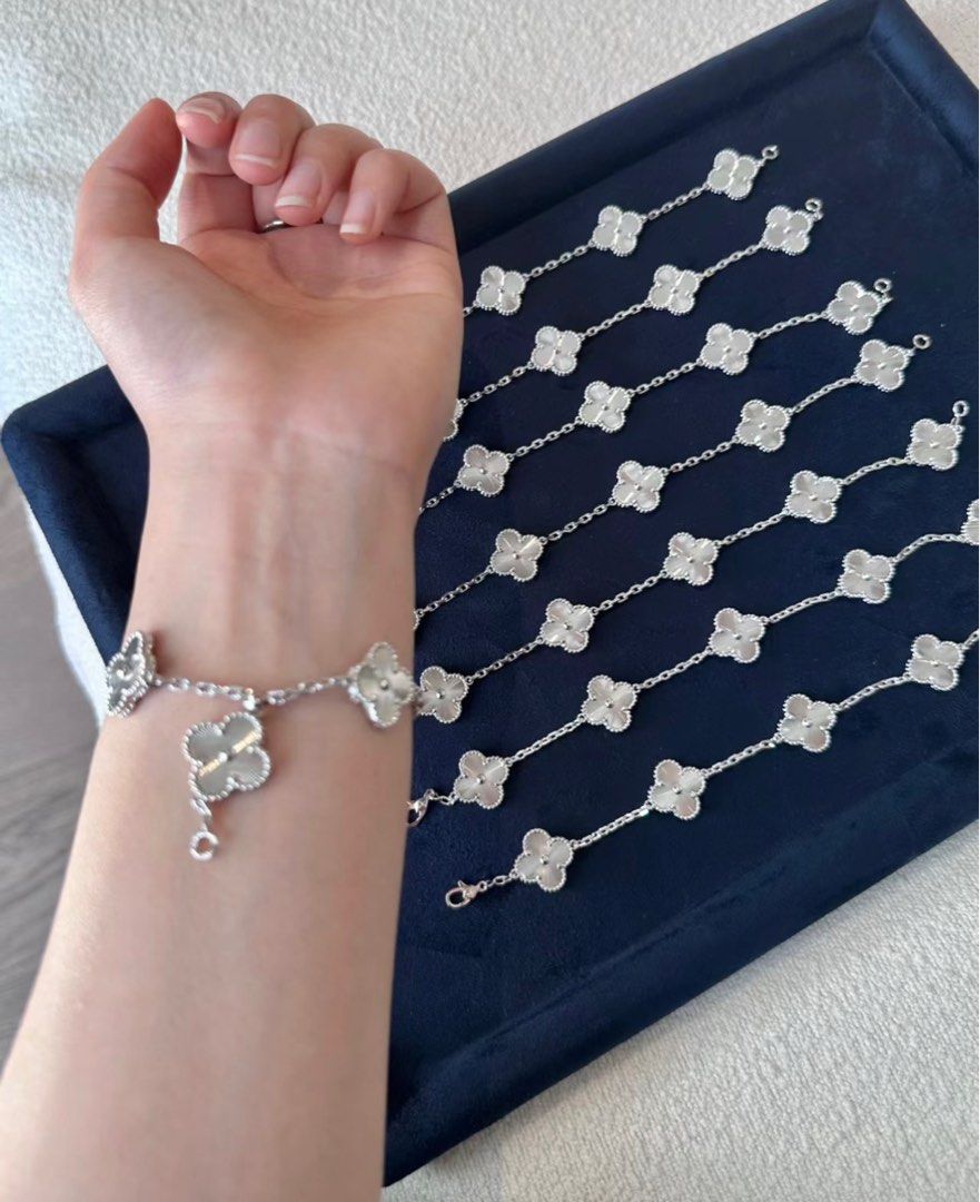 VCA Van Cleef Arpels Alhambra Bracelet 5 Motifs Guilloche
