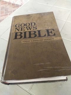vintage "Holy Bible"/Today's English Version/America Bible Society/yr.1980/American edition,Printed in the Phils.
