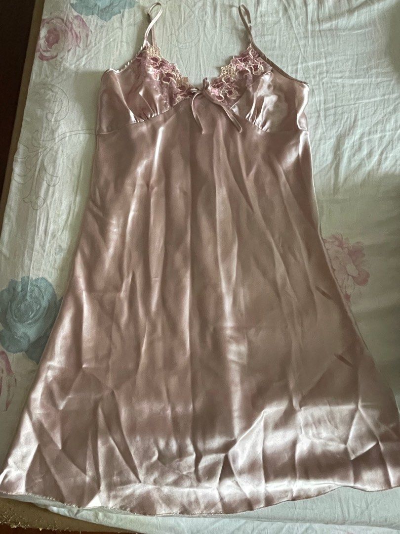 Vintage lace pink dress croquette y2k aesthetic, Women's Fashion