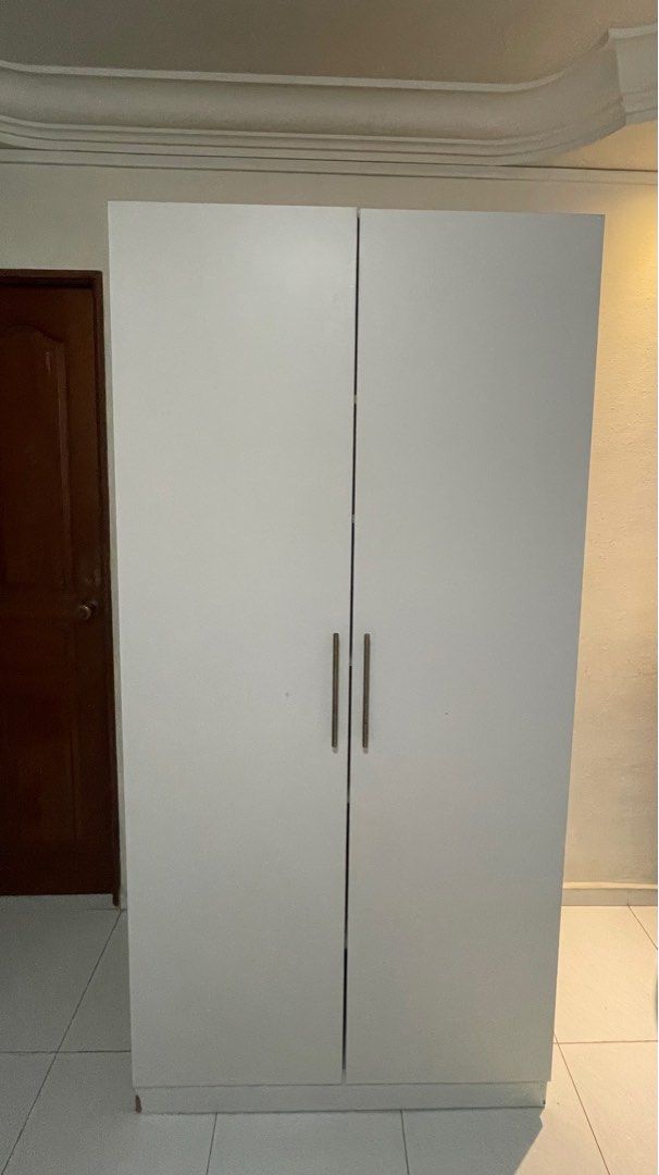 Used wooden wardrobes for sale discount