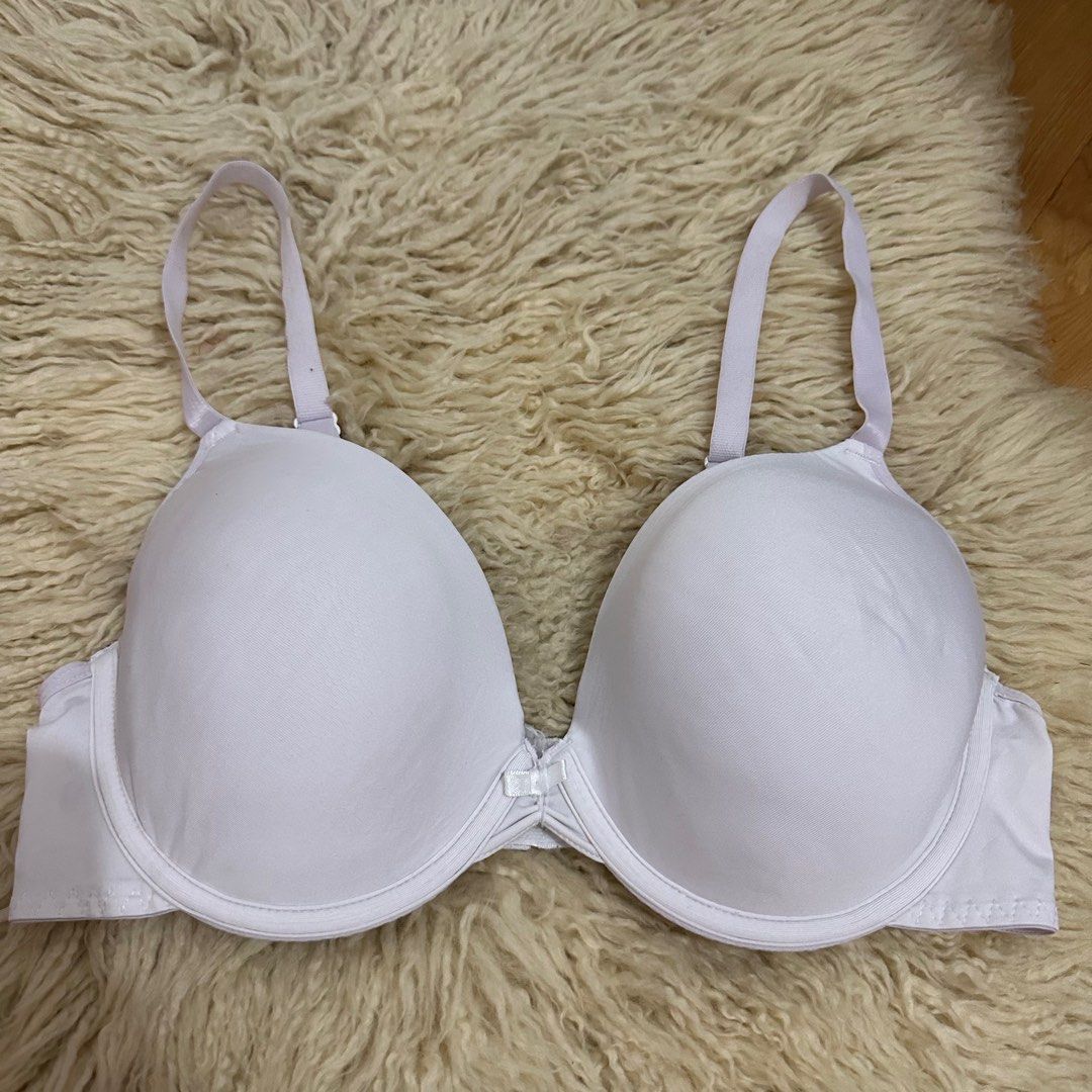 Woolworths 38C on tag Sister sizes: 36D, 40B Thin Pads | Underwire  Adjustable strap Back closure All items are from US Bale.