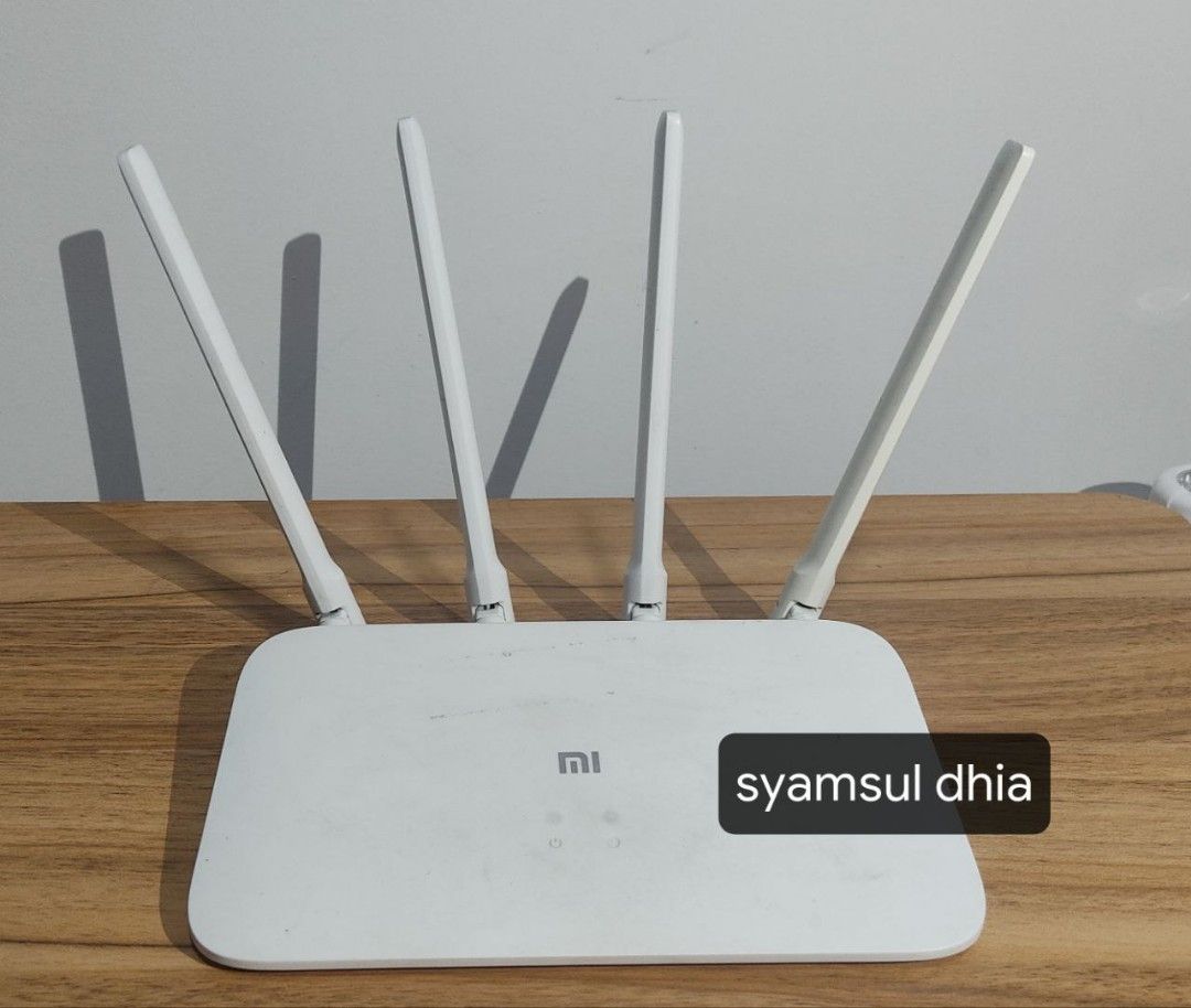 Xiaomi Mi Router 4A Gigabit Edition (used. Nak letgo murah), Computers