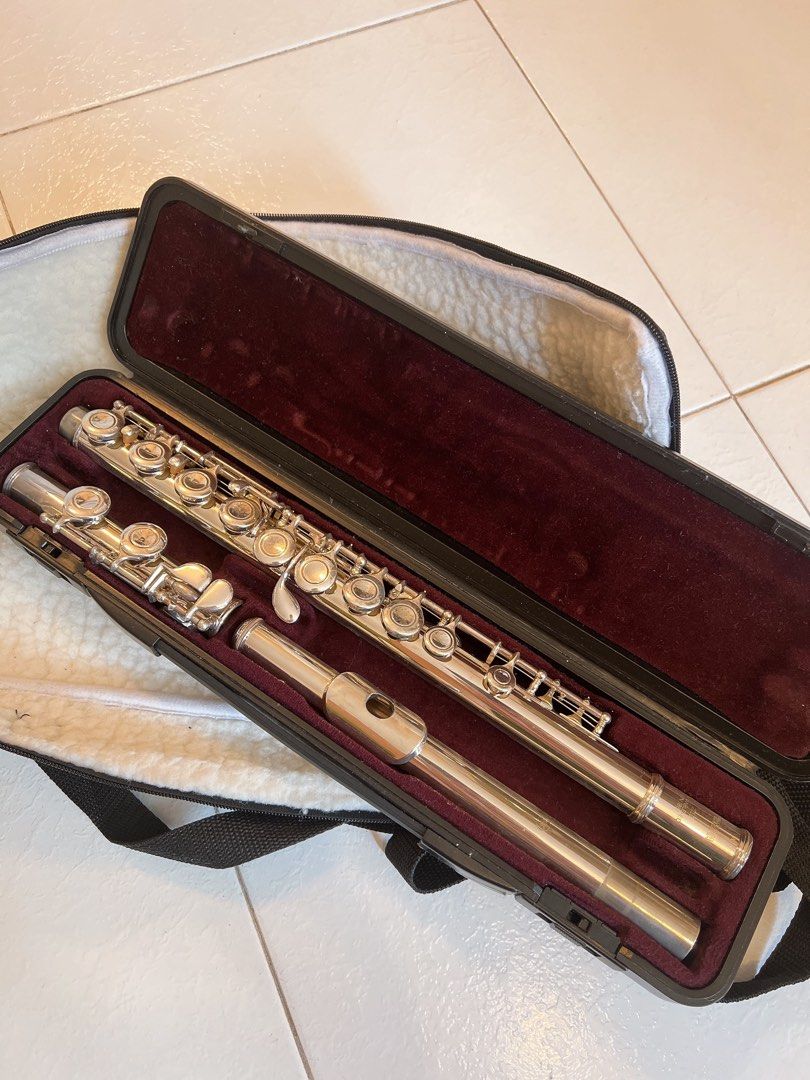 Yamaha YFL-211 Flute 長笛- with bag 連袋, 興趣及遊戲, 音樂、樂器