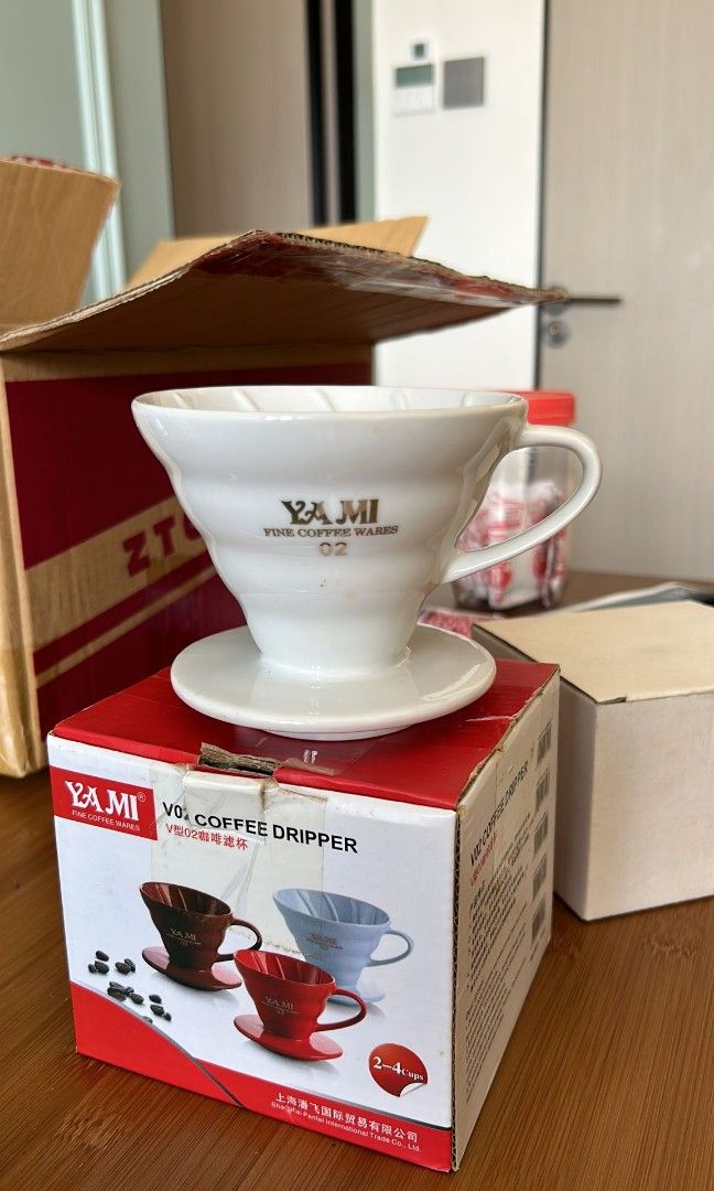 全新Yami 咖啡手沖濾杯 手沖杯 hand drip coffee filter holder cup, 傢俬＆家居, 廚具和餐具, 茶具