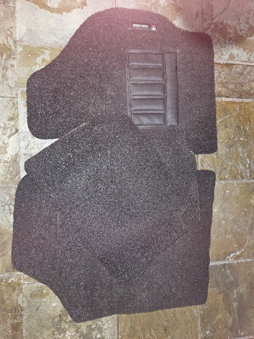 Yaris Cross Car Mat, Car Accessories, Accessories on Carousell
