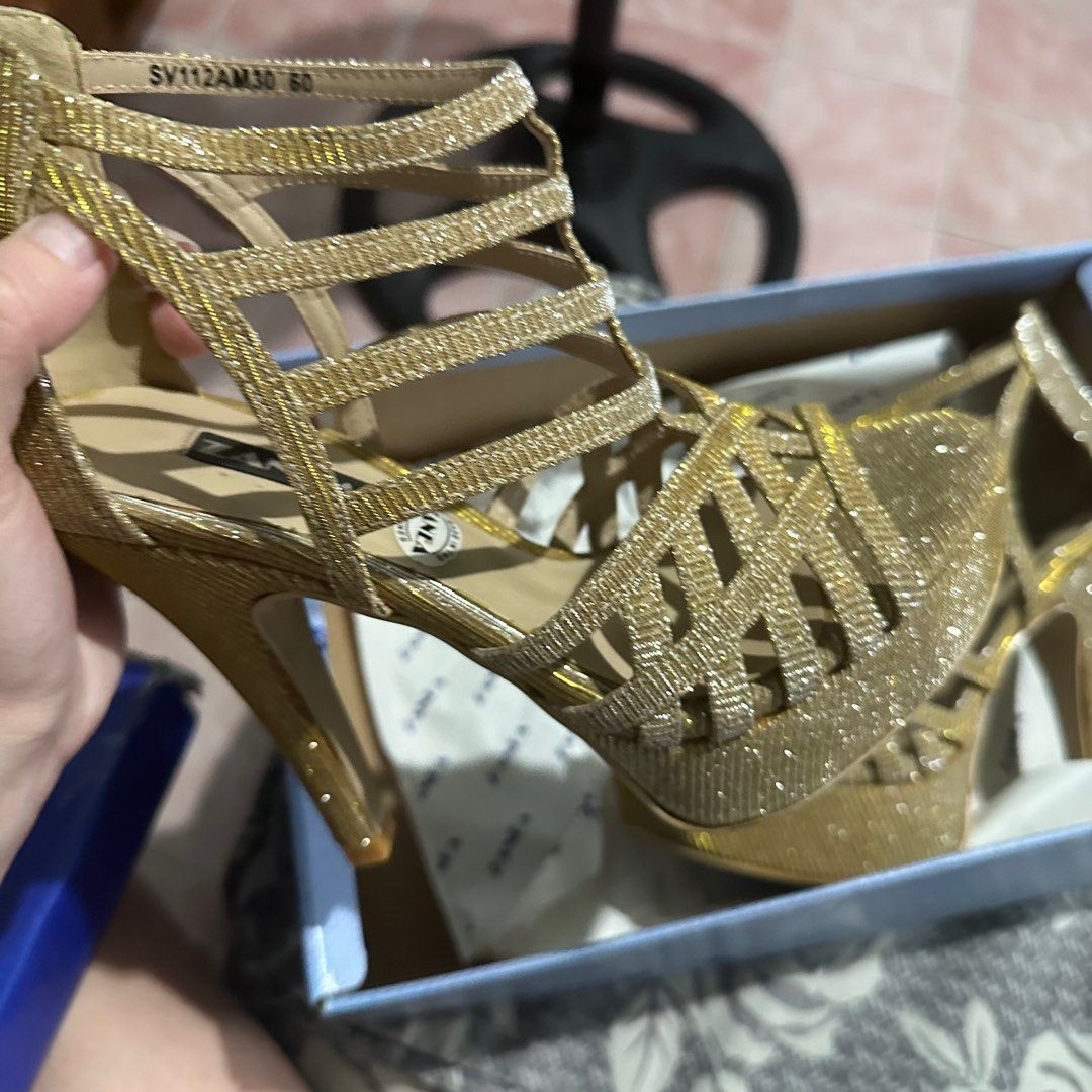 Gold heels size 7 discount